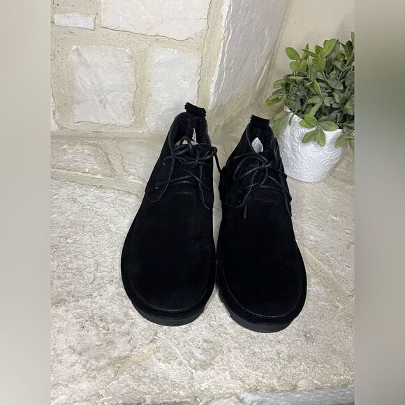 Bearpaw black skye booties sz 9 wide - Picture 3 of 9